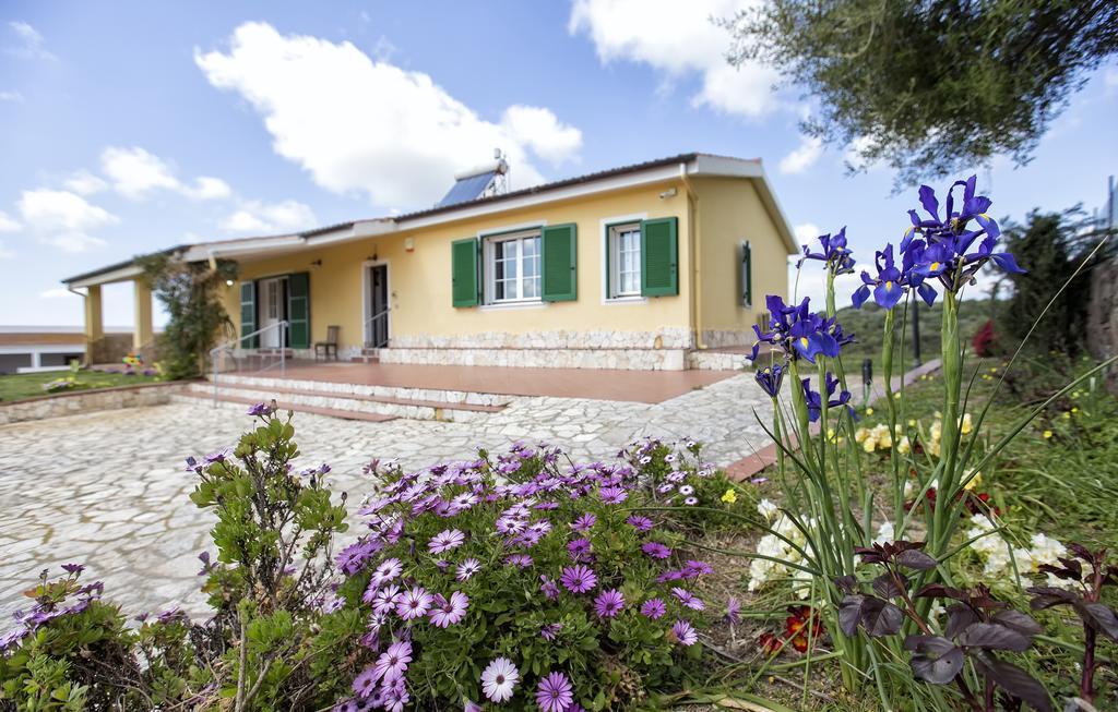 Villa Raimonda Putifigari Exterior photo